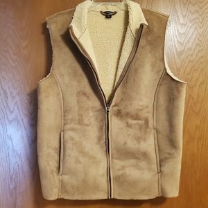NWOT!  Lands' End vest